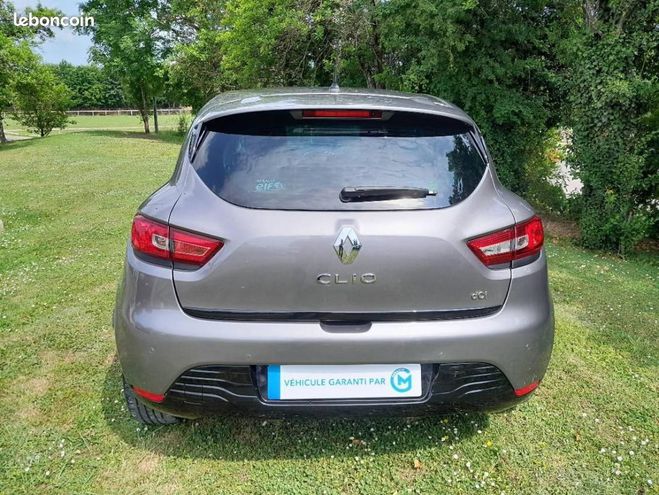 Renault Clio IV 1.5 dCi 90ch energy Intens Garantie 1 Gris de 2014