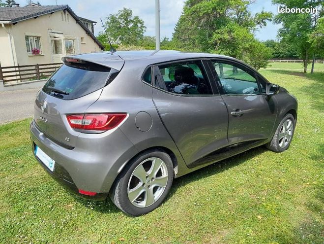 Renault Clio IV 1.5 dCi 90ch energy Intens Garantie 1 Gris de 2014
