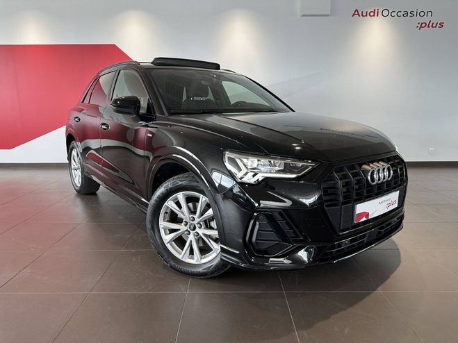 Audi Q3 35 TFSI 150 ch S tronic 7 S line Noir de 2024