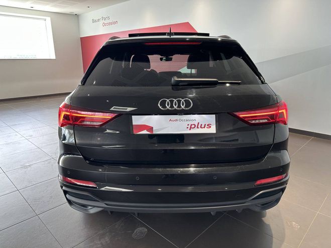 Audi Q3 35 TFSI 150 ch S tronic 7 S line Noir de 2024