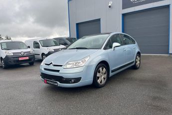  Voir détails -Citroen C4 1.4i - 90 CH Pack TOIT PANO GARANTIE 12  à Crottet (01)