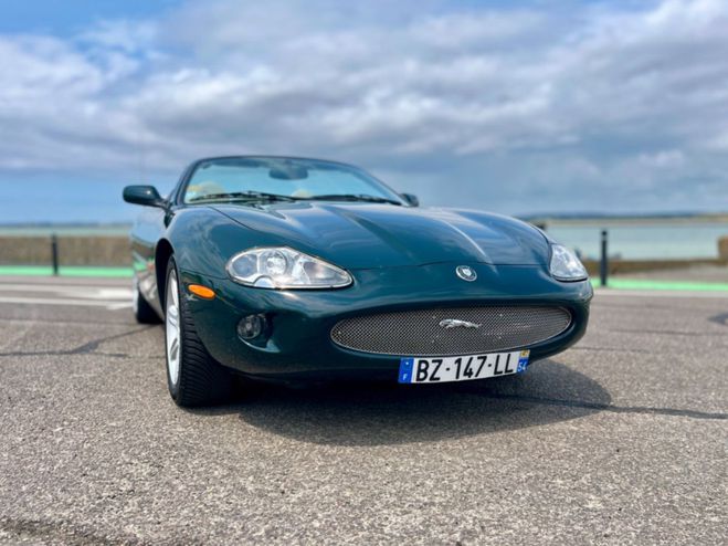 Jaguar XK8 Convertible British Racing Green de 1999