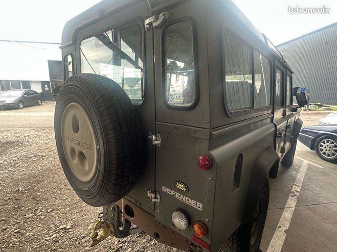 Land rover Defender 110 ex arme 2010 non roulant  de 2010