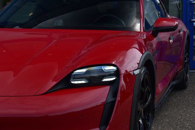 Porsche Taycan 4 CrossTurismo Pano BOSE InnoDrive 14-wa Rouge de 
