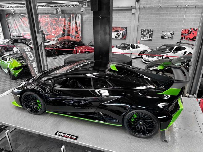 Lamborghini Huracan STO 640-2 V10 ? TVA APPARENTE Nero Noctis / Verde Selvans de 2021