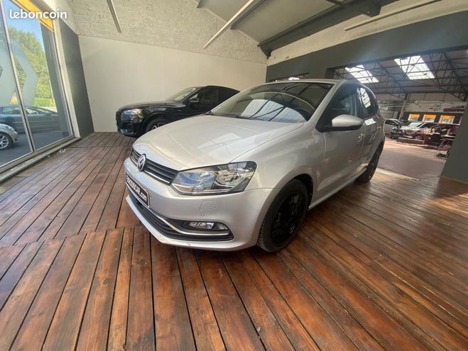 Volkswagen Polo 1.4 TDI BlueMotion 90 V 6R Carat PHASE 2 Gris de 2017
