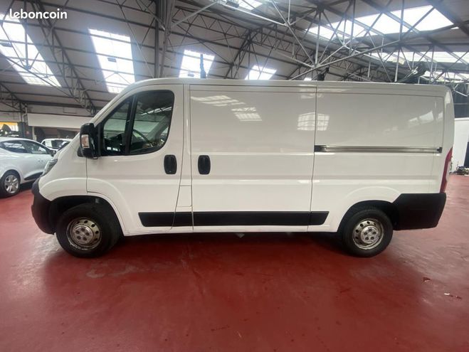 Peugeot Boxer FOURGON Pro 3 L2H1 2.0 BlueHDi S&S 130 I Blanc de 2019