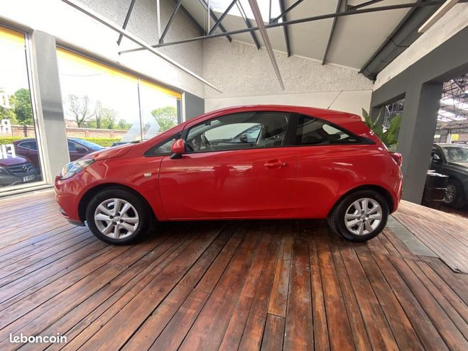 Opel Corsa 1.2i 70 E BERLINE Essentia Rouge de 2015