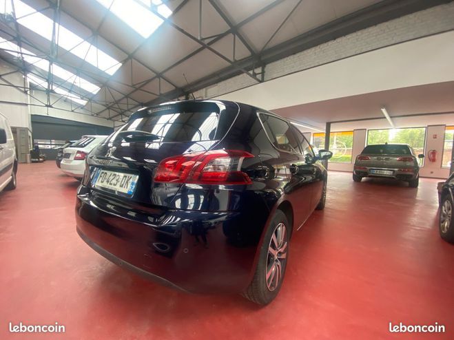 Peugeot 308 BlueHDi 130ch S&S BVM6 Style Bleu de 2019