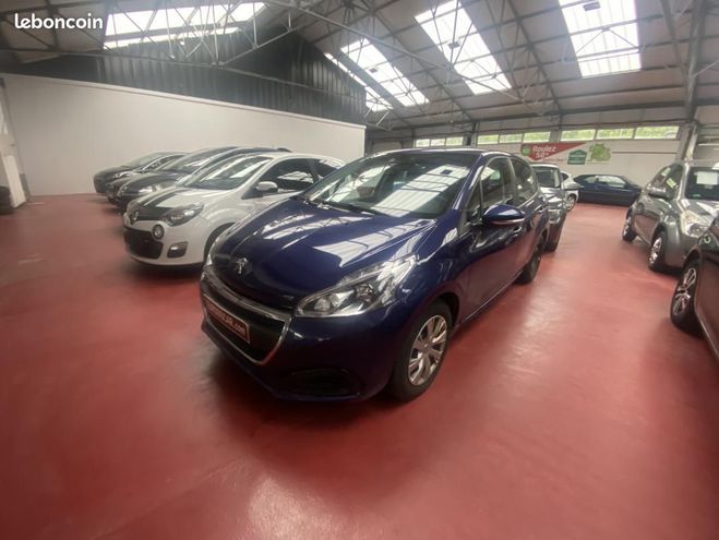Peugeot 208 1.2 essence 12V S&S 82 BV ETG5 BERLINE A Bleu de 2017