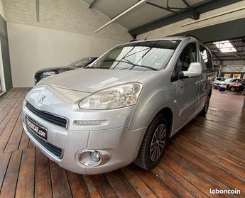  Voir détails -Peugeot Partner Tepee 1.6 HDi FAP 90 II 2008 COMBI Style à Bthune (62)