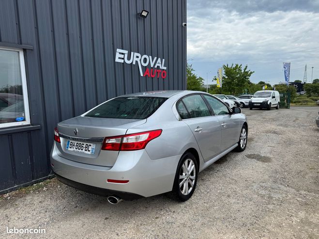 Renault Latitude 2.0 dci 150ch initiale Autre de 2011