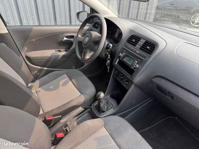 Volkswagen Polo 1.6 tdi 90ch match 5p Gris de 2013