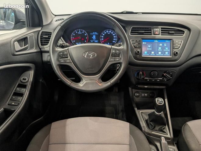 Hyundai I20 1.2 85 INTUITIVE Gris de 2019