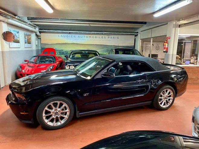 Ford Mustang 4.6 V8 CABRIOLET BOITE MECANIQUE 320 CH Noir de 2010