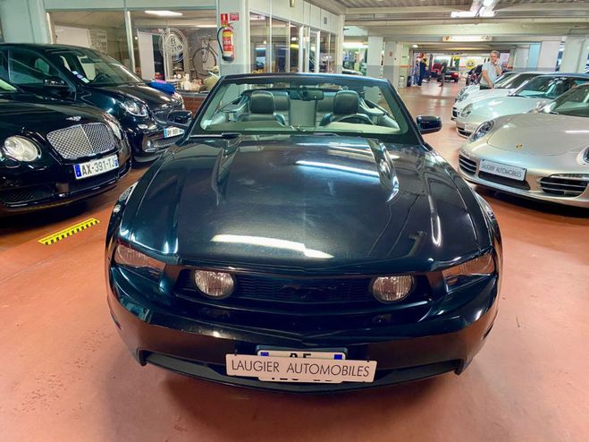Ford Mustang 4.6 V8 CABRIOLET BOITE MECANIQUE 320 CH Noir de 2010