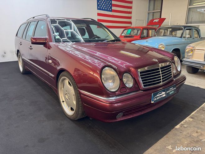 Mercedes Classe E benz 55 amg break (ads) Bordeaux de 1998