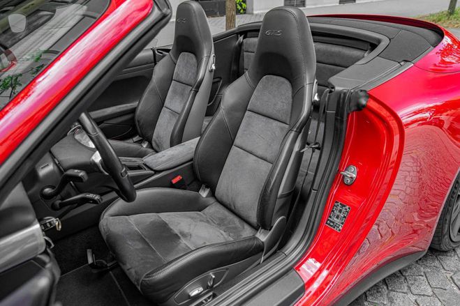 Porsche 911 991.1 Carrera 4 GTS Rouge Carmin de 2015