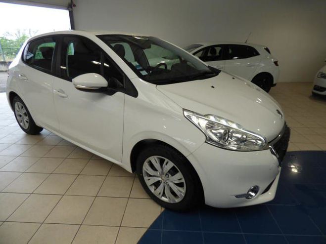 Peugeot 208 1.2 82ch BVM5 Active Blanc de 2013