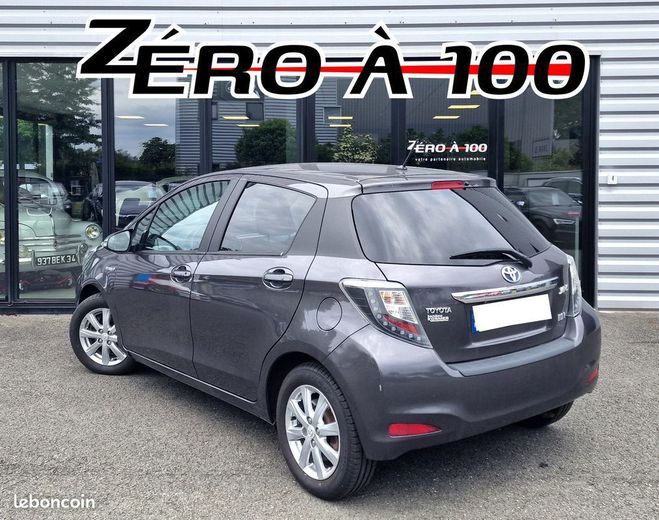 Toyota Yaris Hybrid 1.5L 100 ch Automatique 6 MOIS GA Gris de 2014