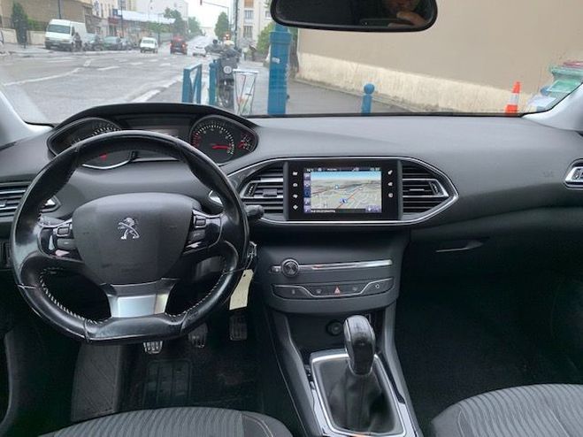 Peugeot 308 1.2 PURETECH 110CH ACTIVE S&S 5P GRIS C de 2017