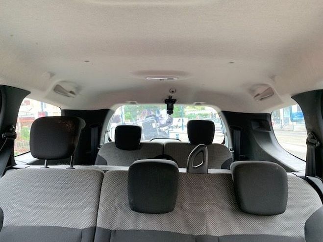 Dacia Lodgy 1.6 SCE 100CH SILVER LINE EURO6 7 PLACES BLANC de 2016