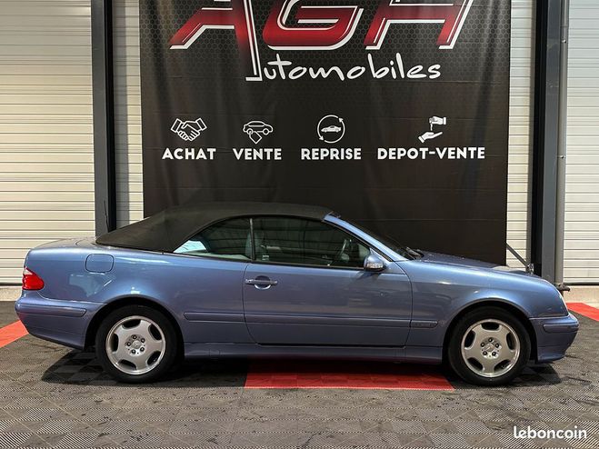 Mercedes Classe CLK Classe Cabriolet 320 3.2 V6 218cv Automa Bleu de 2000