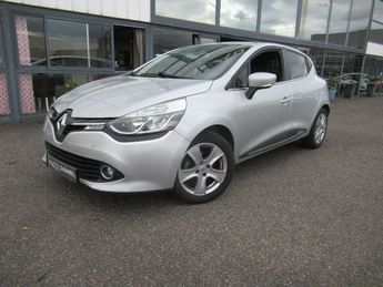  Voir détails -Renault Clio IV TCe 90 eco2 Intens à Aubire (63)