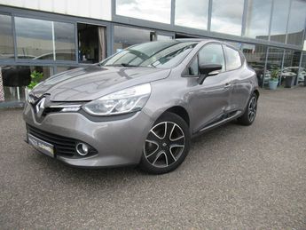  Voir détails -Renault Clio IV 1.2 16V 75 SL Limited à Aubire (63)