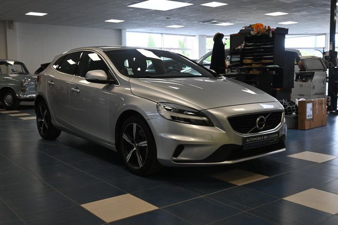 Volvo V40 D3 150 Geartronic 6 R-Design Gris de 2017