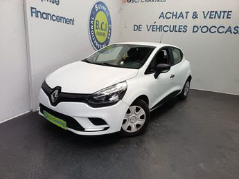  Voir détails -Renault Clio IV STE 1.5 DCI 75CH ENERGY AIR à Nogent-le-Phaye (28)