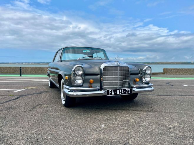 Mercedes 280 SE COUPE Brun Bronze Mtalis de 1969