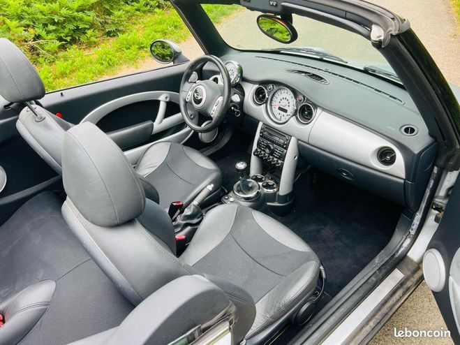 Mini Cooper Cabriolet de 2004 ? Phase 2 Gris de 2004