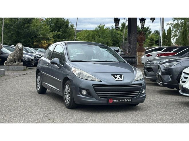Peugeot 207 1.4i BERLINE Urban PHASE 2 Gris de 2009