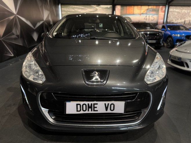 Peugeot 308 1.6 E-HDI112 FAP BUSINESS PACK 5P Gris F de 2011