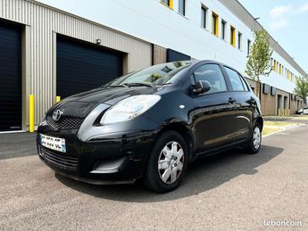  Voir détails -Toyota Yaris 1,0l 69 VVT-I IN 5P 1RE MAIN à Fresnes (94)