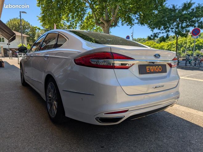 Ford Mondeo IV HYBRID 187 ch Vignale BVA Blanc de 2019