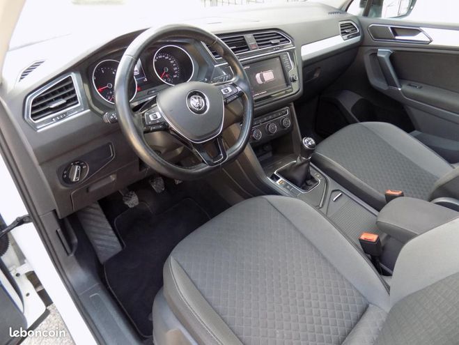 Volkswagen Tiguan 2.0 TDI 150 R LINE Blanc de 2016