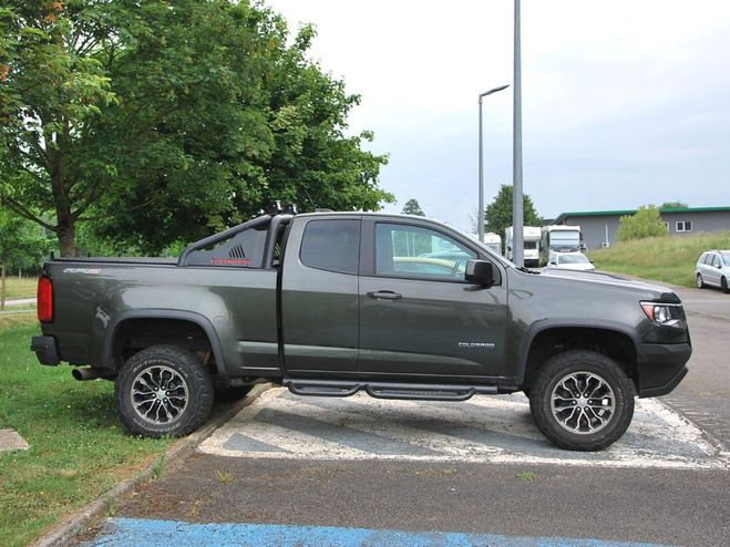Chevrolet Colorado V6 ZR2 KING CAB GRIS FONCE de 2017