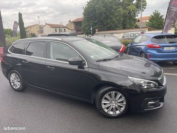  Voir détails -Peugeot 308 SW (2) BlueHDi 130 ALLURE à Issoire (63)