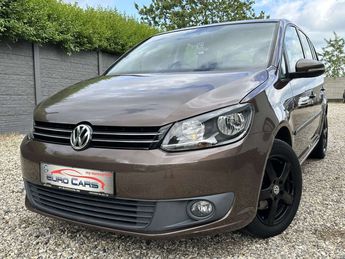  Voir détails -Volkswagen Touran 1.6 CR TDi Trendline CARPLAY-CAMERA-SENS à Thulin (73)