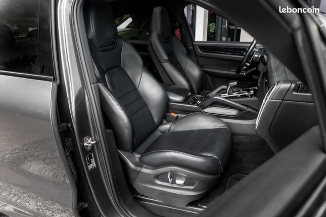 Porsche Cayenne coupe v6 e-hybrid 462 leasing 699e-mois Gris de 2020