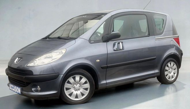 Peugeot 1007 1.4i 75ch (5 cv) 8V - BVM5 - 3 Portes -  Gris de 2005