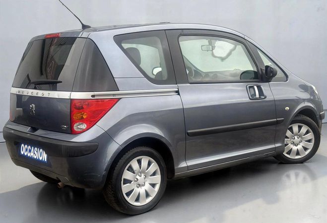 Peugeot 1007 1.4i 75ch (5 cv) 8V - BVM5 - 3 Portes -  Gris de 2005