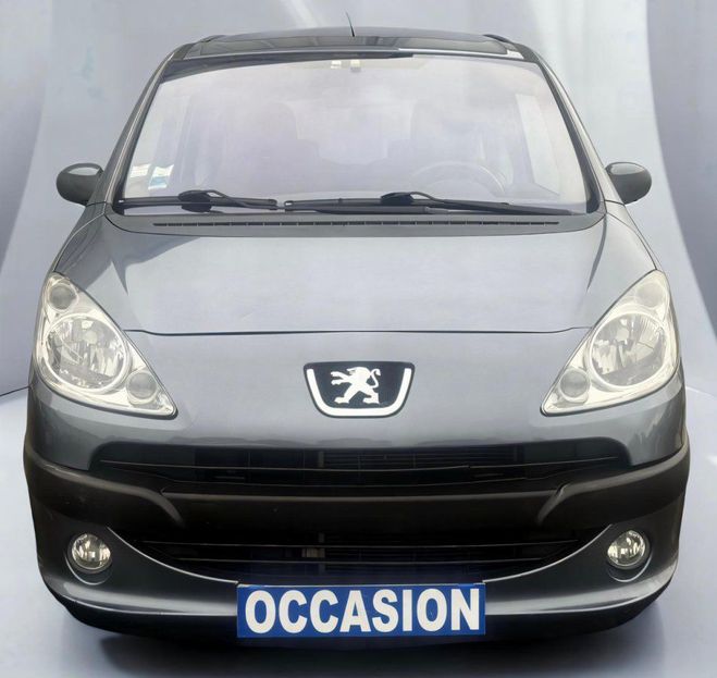 Peugeot 1007 1.4i 75ch (5 cv) 8V - BVM5 - 3 Portes -  Gris de 2005