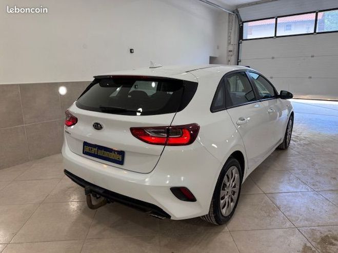 Kia Ceed d ceed 1.0 t-gdi 120cv motion crit?air 1 BLANC de 2020