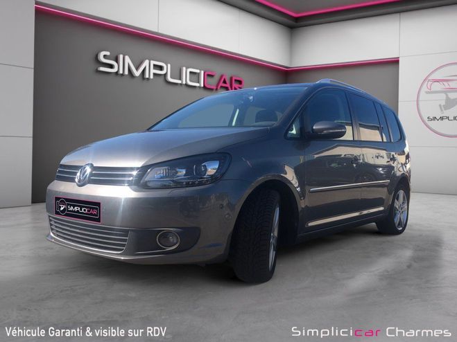 Volkswagen Touran 1.4 TSI 140 Carat DSG7 Pneus neufs garan Gris de 2014
