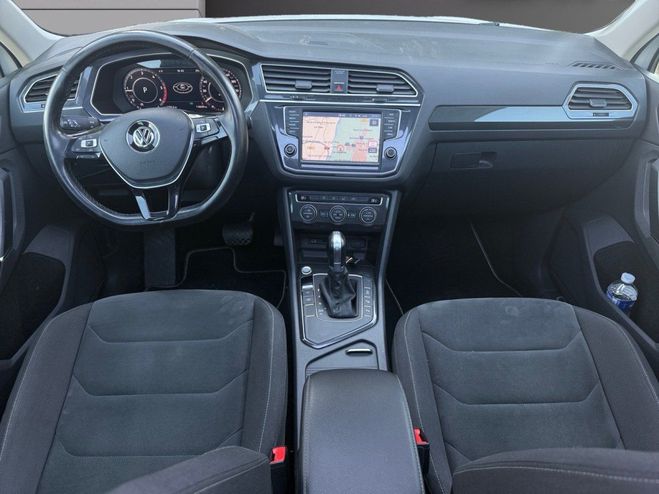 Volkswagen Tiguan 2.0 TDI 150 DSG7 Carat R-LINE // TOIT OU Blanc de 2017