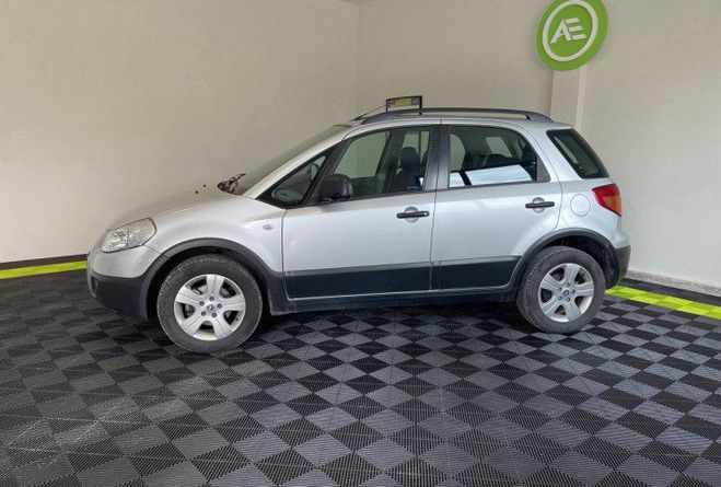 Fiat Sedici 1.9 Multijet 8v 120ch Dynamic 4x4 5p + J GRIS CLAIR de 2006