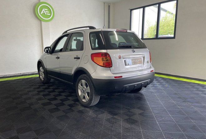 Fiat Sedici 1.9 Multijet 8v 120ch Dynamic 4x4 5p + J GRIS CLAIR de 2006